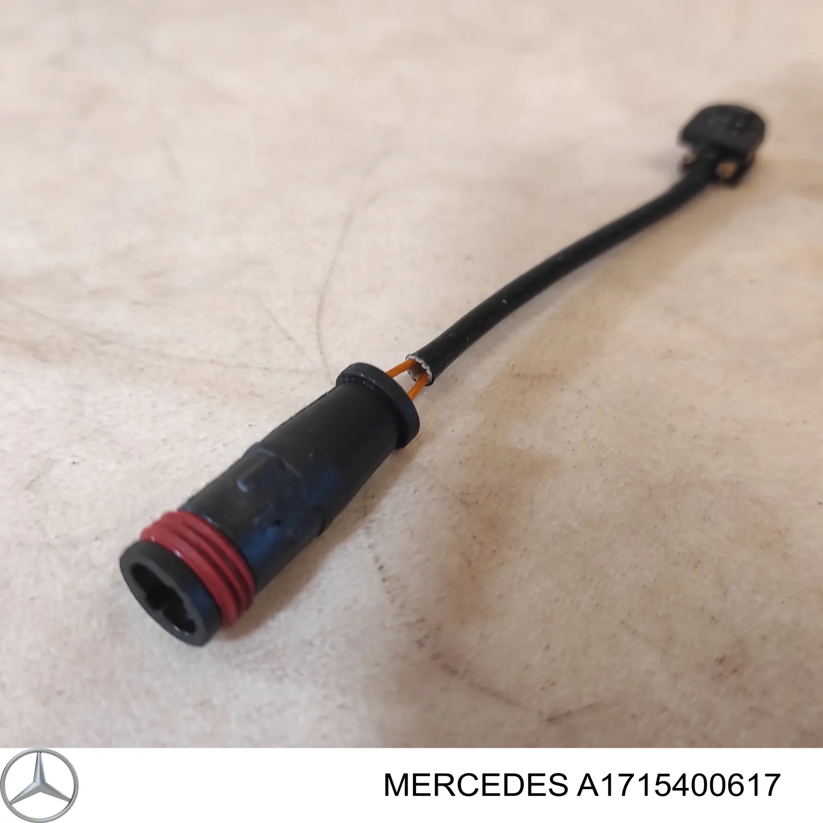A1715400617 Mercedes Датчик зносу гальмівних колодок, передній