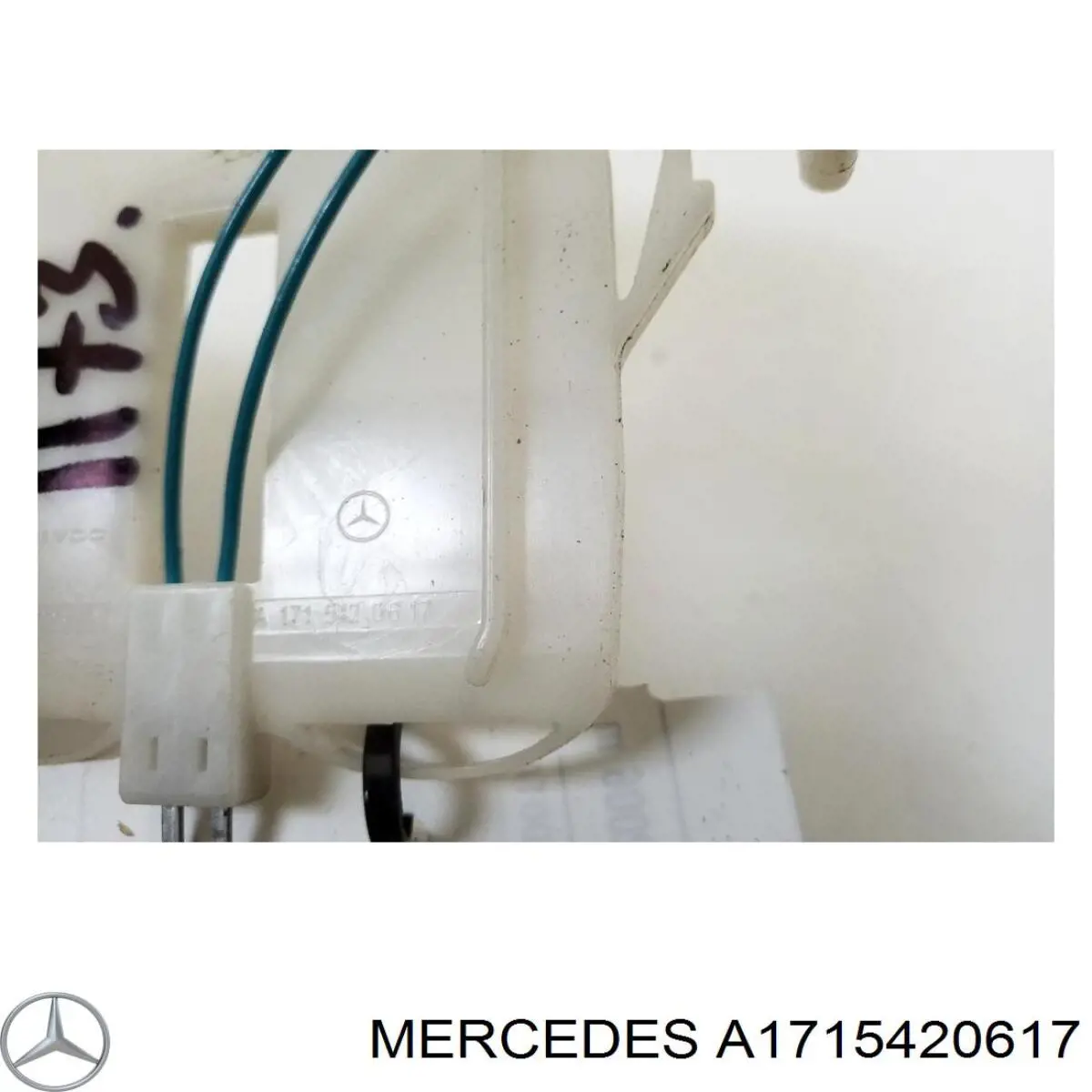 Купити A1715420617 Mercedes Датчик рівня палива в бензобаку