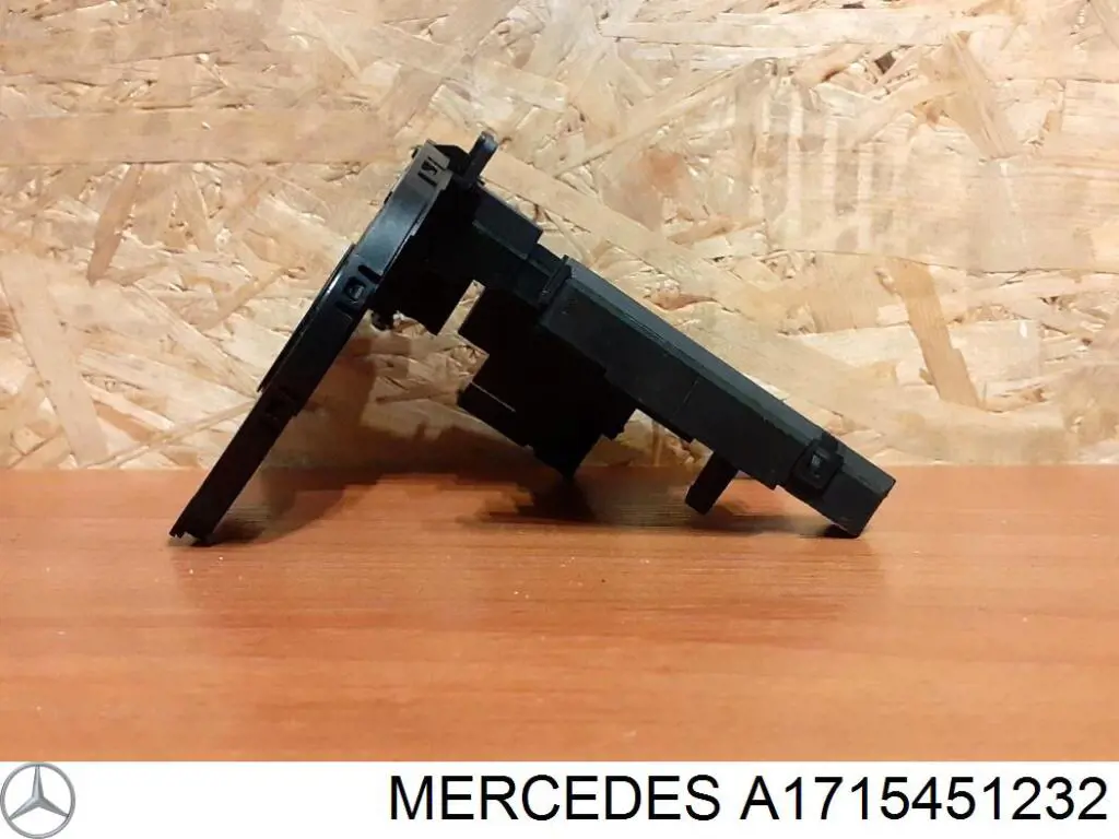 Датчик повороту керма Mercedes A1715451232 ціна, від 91.21 USD