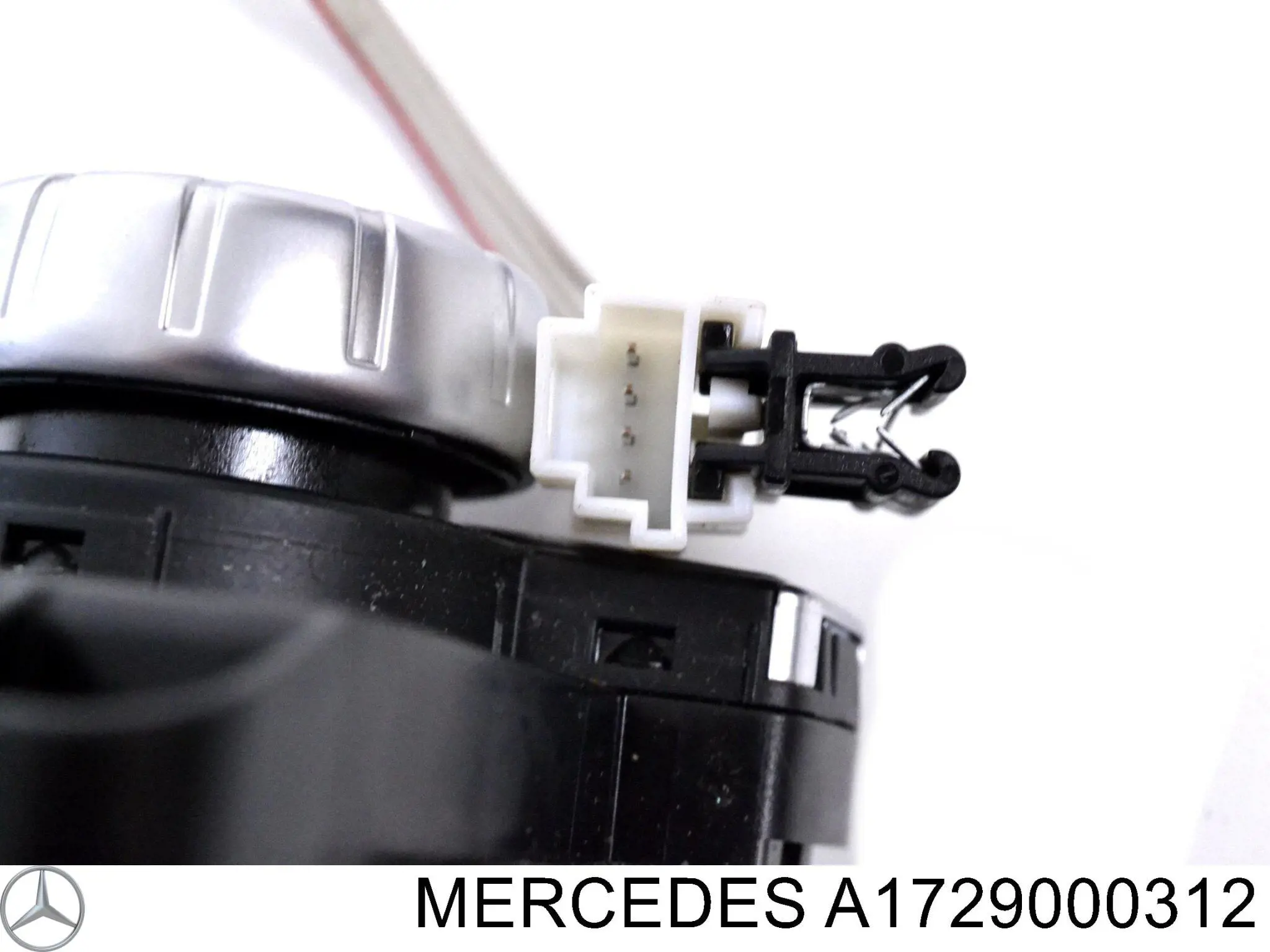Блок кнопок центральної консолі Mercedes A1729000312 ціна, від 503.06 USD
