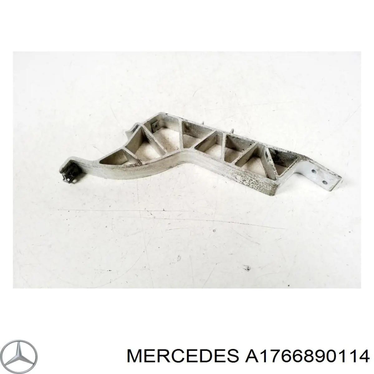 A1766890114 Mercedes 