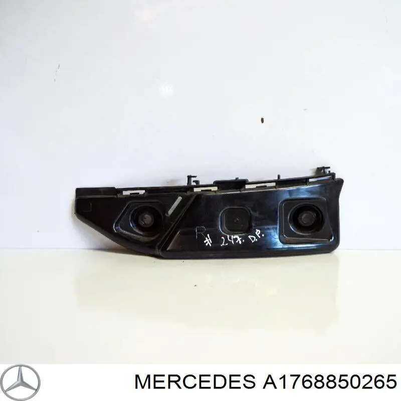 Кронштейн бампера заднього, правий Mercedes A1768850265 ціна, від 19.00 USD
