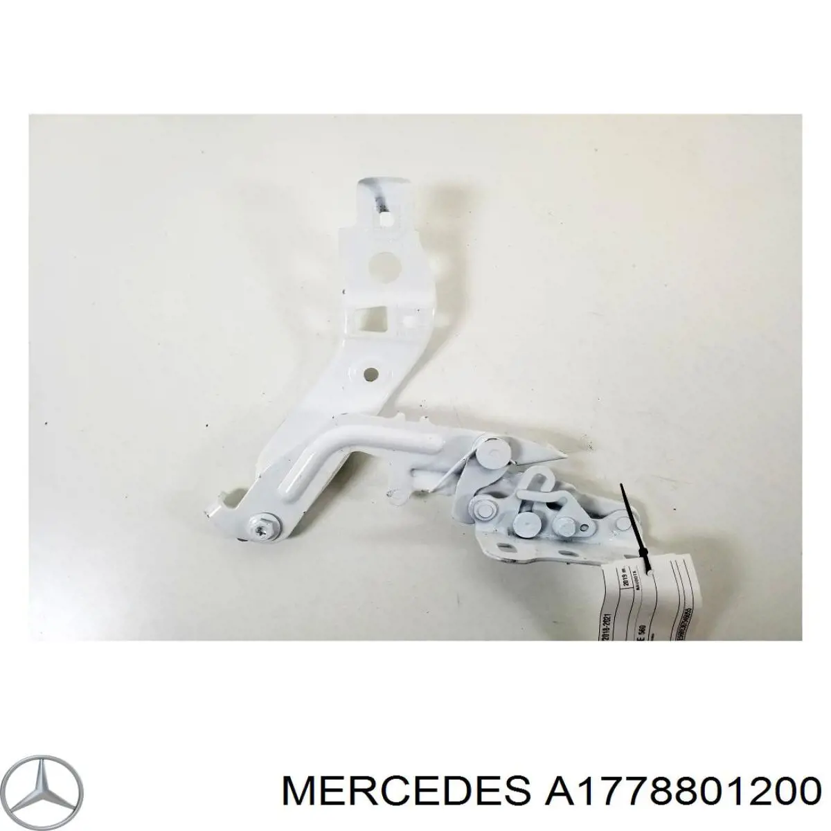 Петля капота, права 177880120064 Mercedes