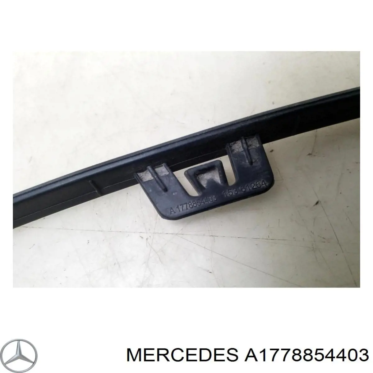 Купити A1778854403 Mercedes Накладка бампера переднього