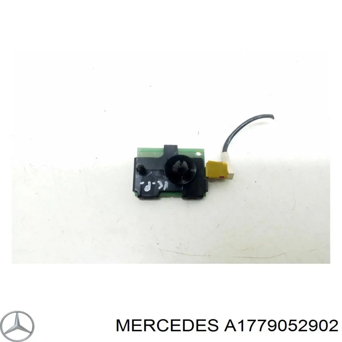 A1779052902 Mercedes Антена на дах