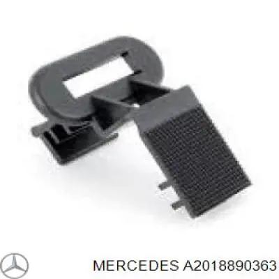 A2018890363 Mercedes вія (накладка лівої фари)