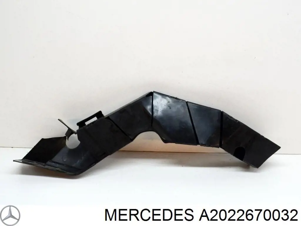 Купити A2022670032 Mercedes 