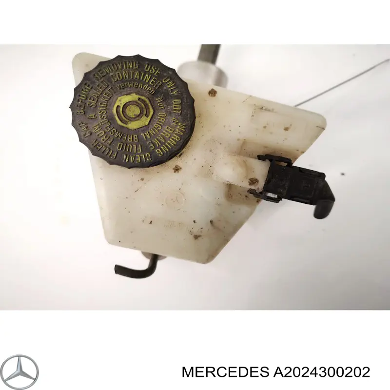 Бачок головного гальмівного циліндру (гальмівної рідини) на Mercedes E-Class (S210)