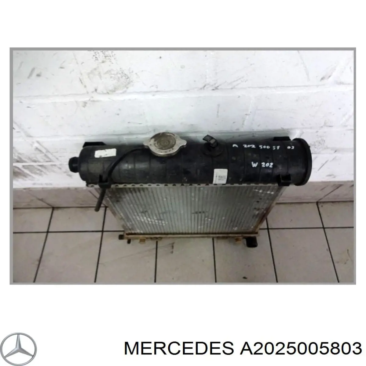 Радіатор основний Mercedes A2025005803 ціна, від 109.99 USD