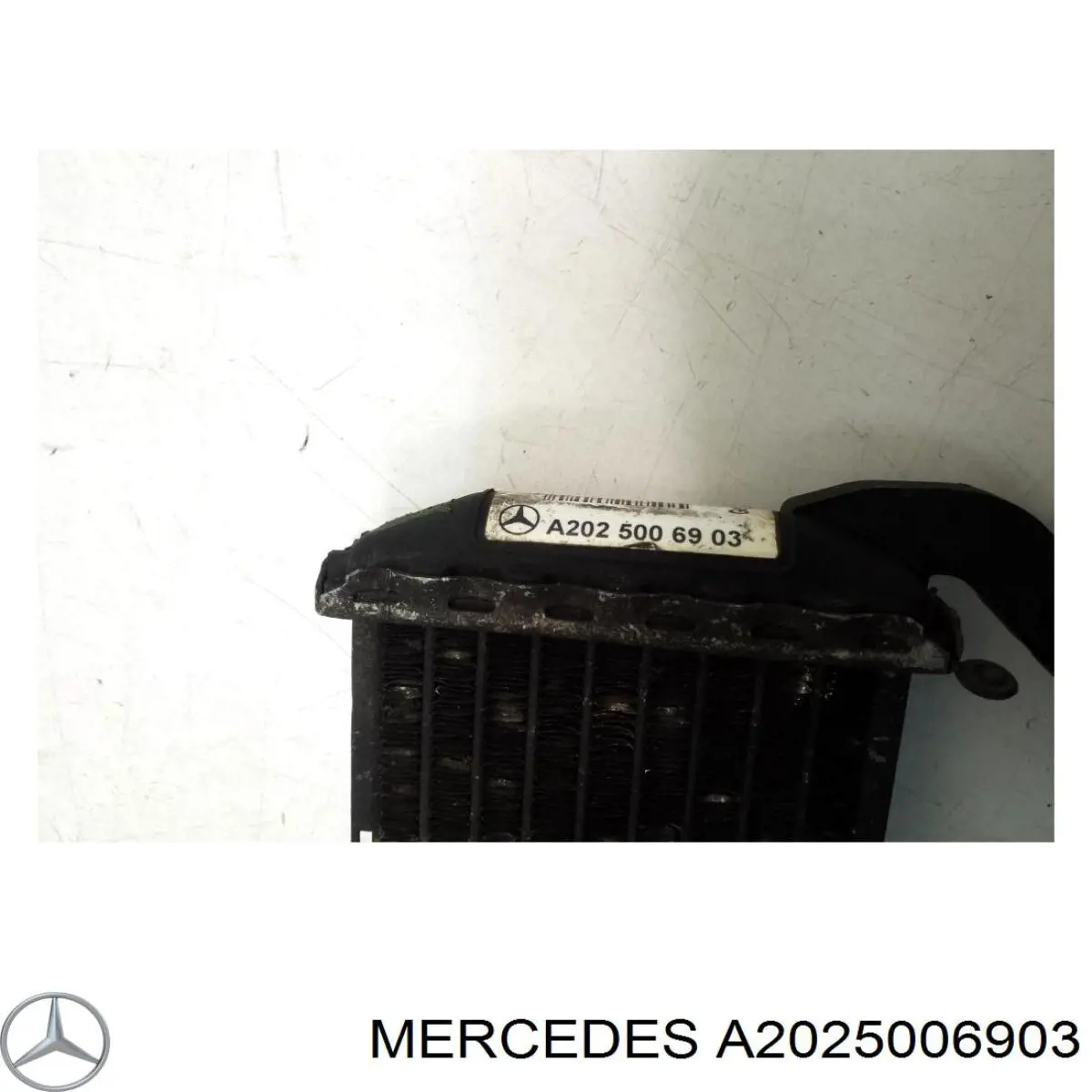Радіатор A2025007903 Mercedes