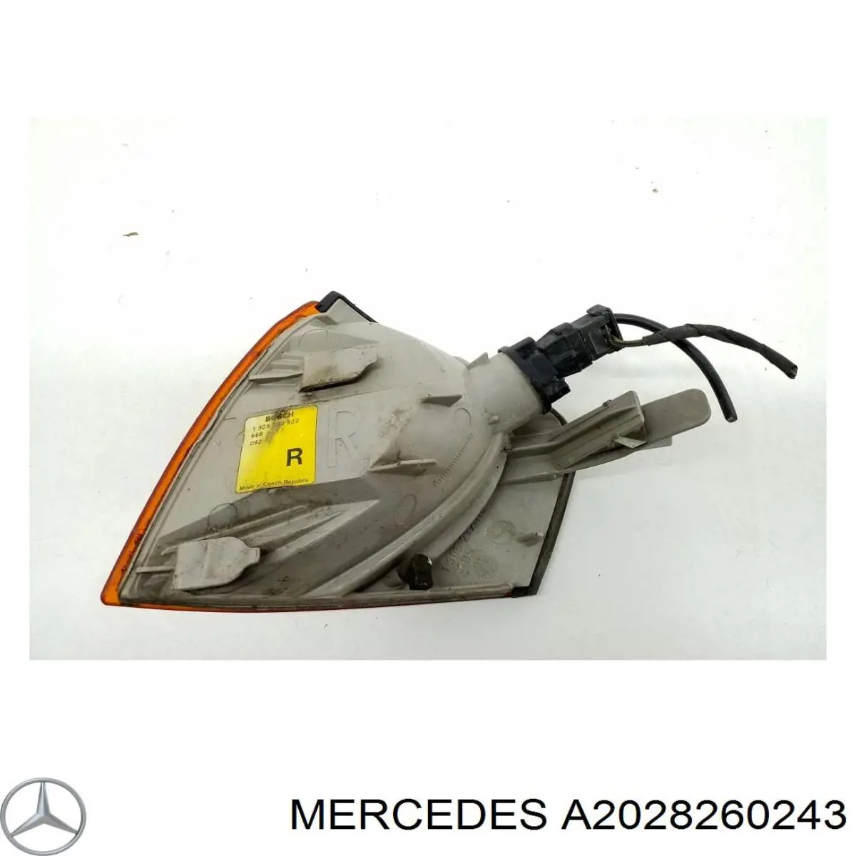 A2028260243 Mercedes вказівник повороту правий