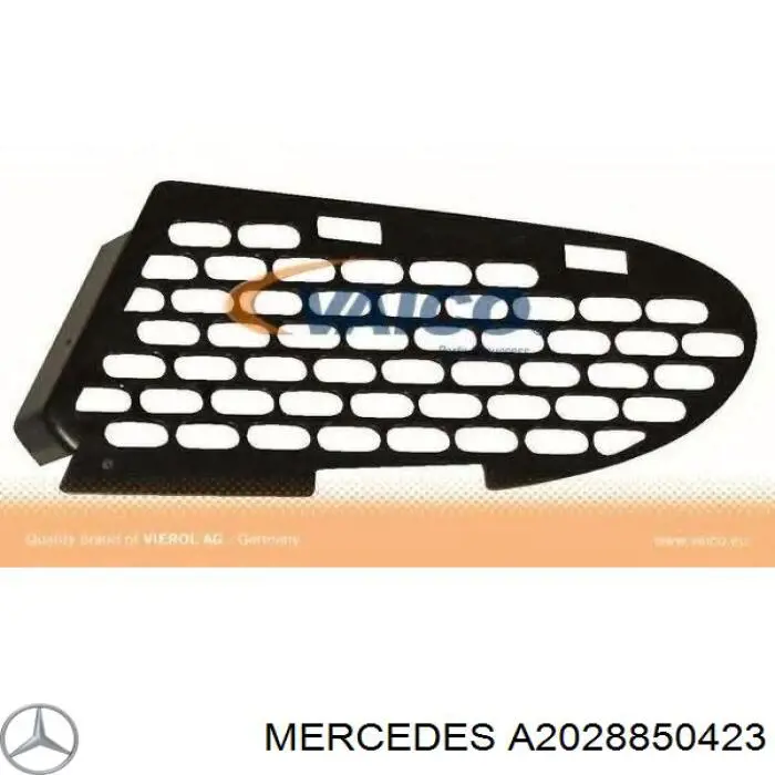 Купити A2028850423 Mercedes Решітка переднього бампера, права