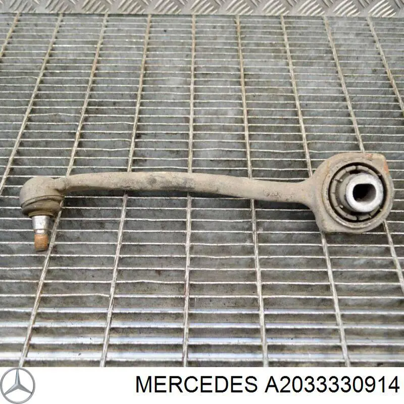 Сайлентблок нижнього важеля передньої підвіски Mercedes A2033330914 ціна, від 12.69 USD