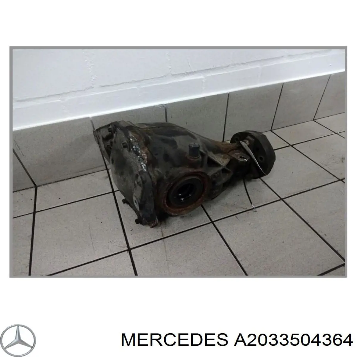 A2033504364 Mercedes Задній редуктор