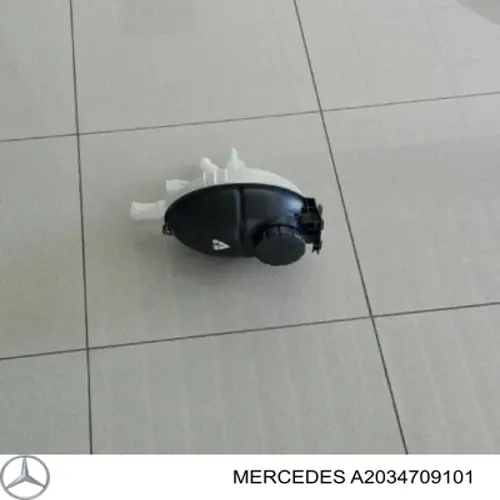 A2034709101 Mercedes Бак паливний