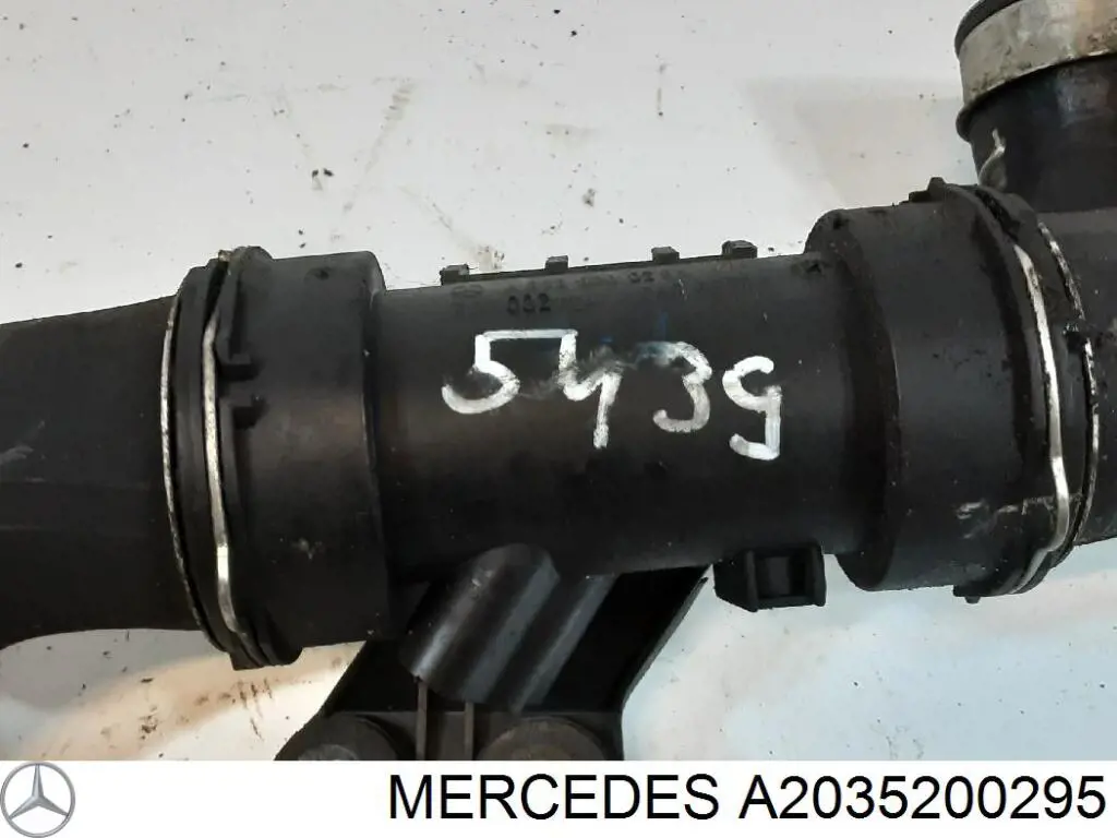 A2035200295 Mercedes шланг/патрубок інтеркулера, лівий
