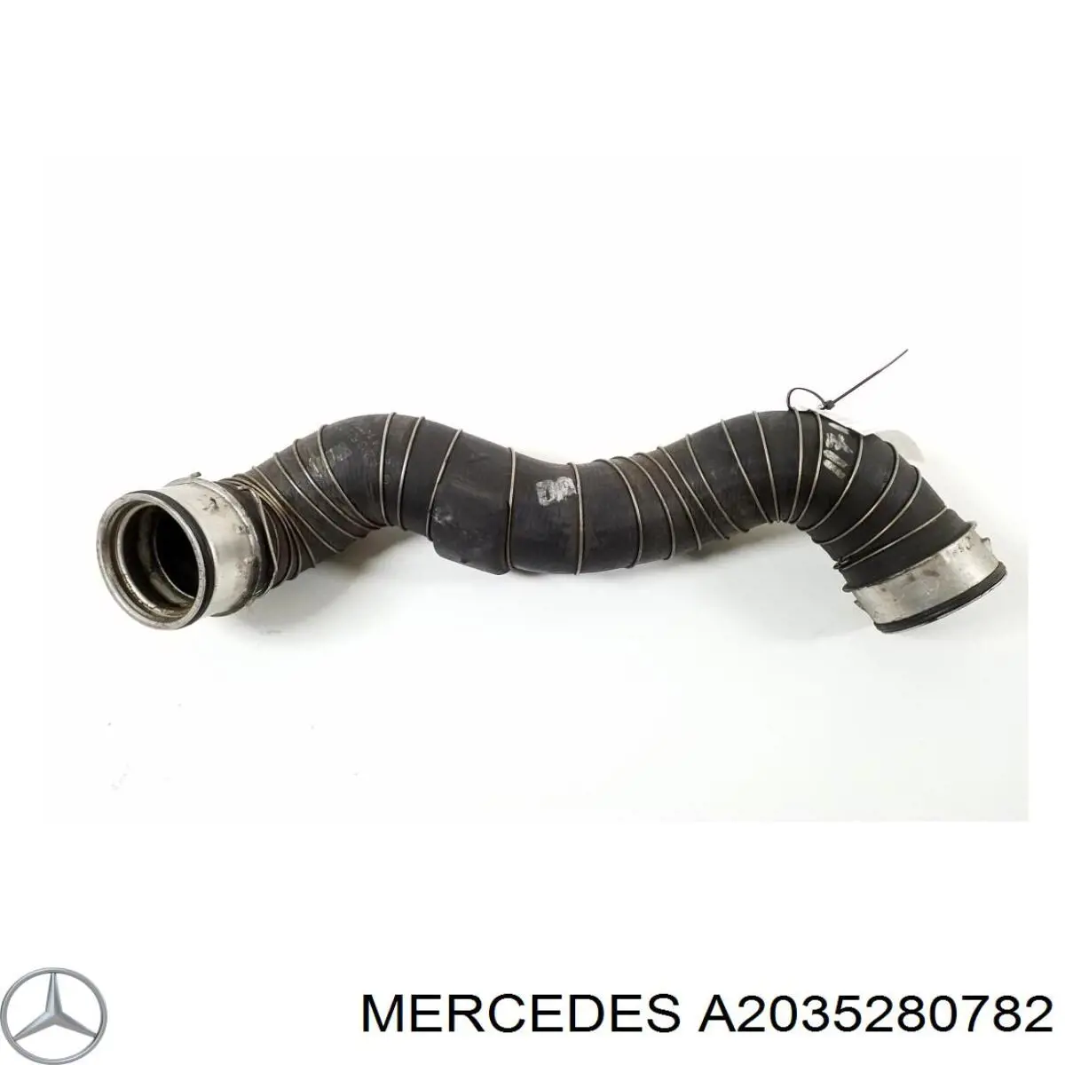Шланг/патрубок інтеркуллера Mercedes A2035280782 ціна, від 25.42 USD
