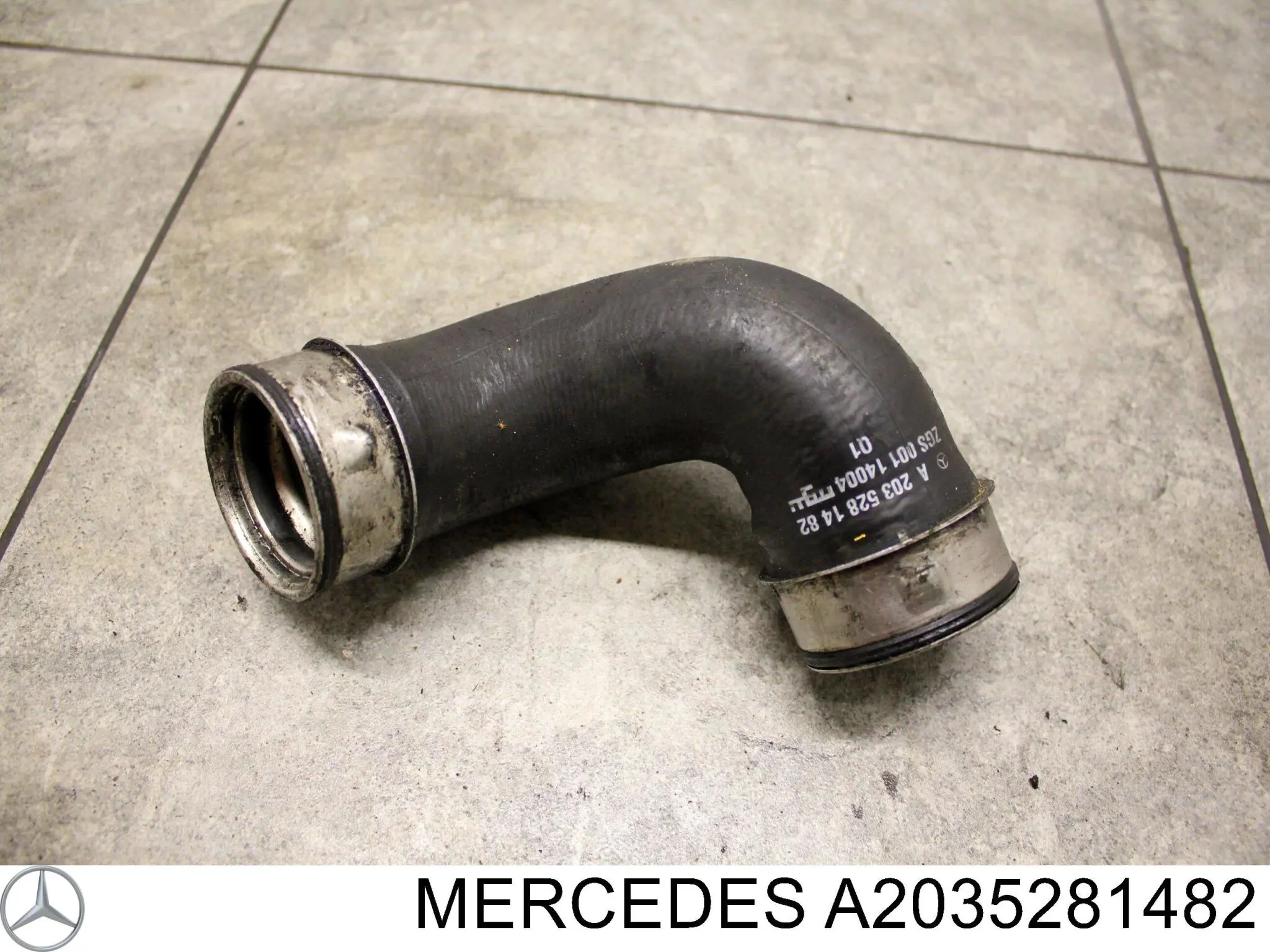 Купити A2035281482 Mercedes Шланг/патрубок интеркуллера