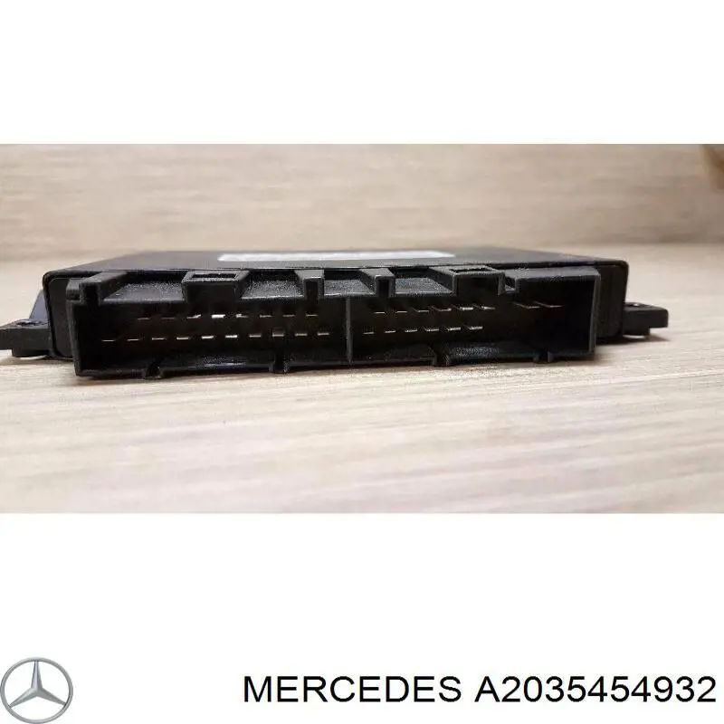 Купити A2035454932 Mercedes 
