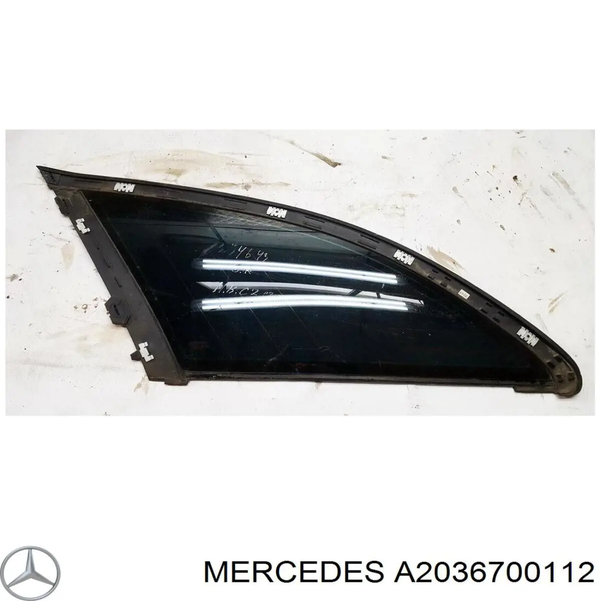 Скло багажника, ліве Mercedes A2036700112 ціна, від 25.34 USD