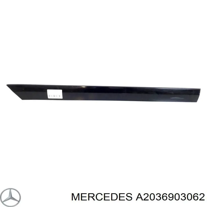 Молдинг задніх правих дверей на Mercedes C (W203)