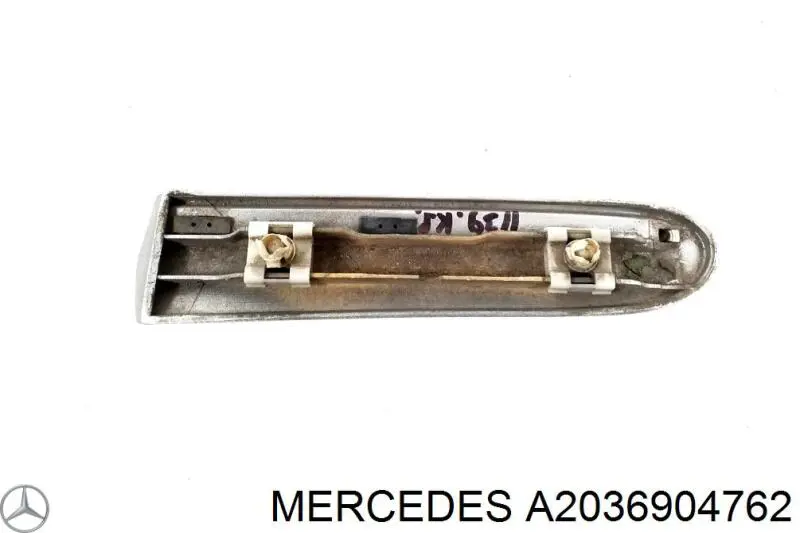 Молдинг переднього лівого крила Mercedes A2036904762 ціна, від 5.07 USD