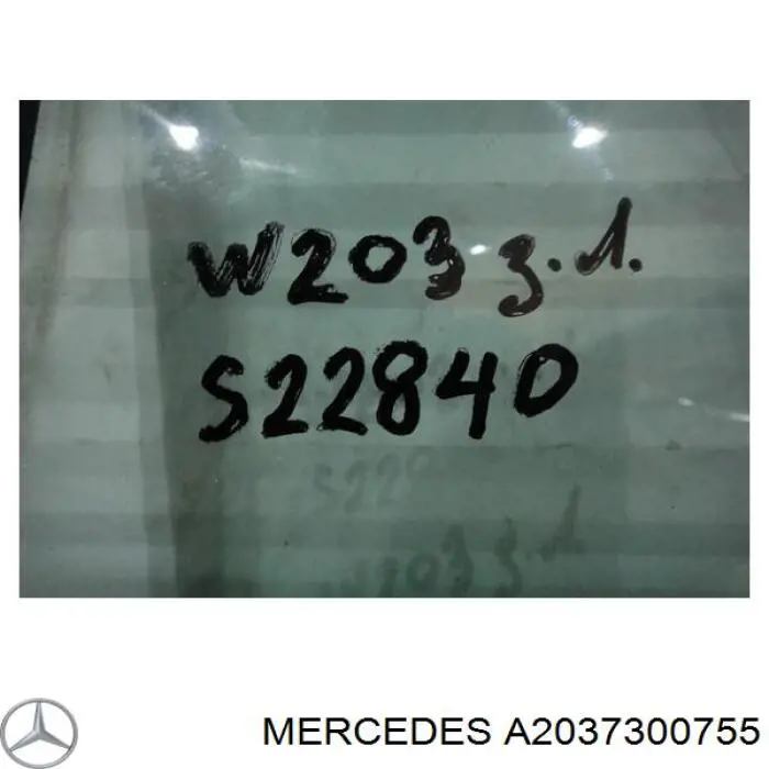 Скло-кватирка двері, задній, лівою Mercedes A2037300755 ціна, від 12.67 USD