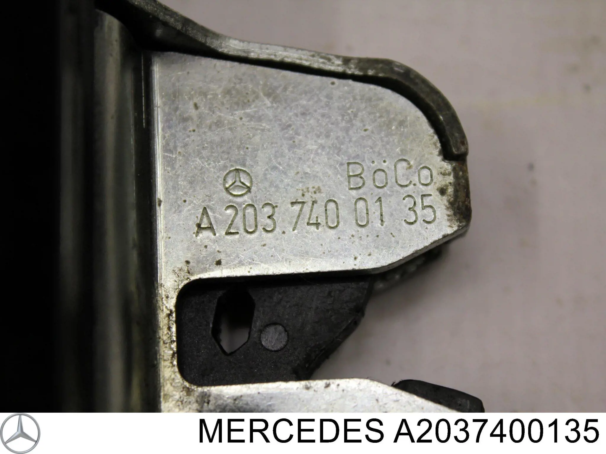 Купити A2037400135 Mercedes Замок 3/5-х дверей, задній