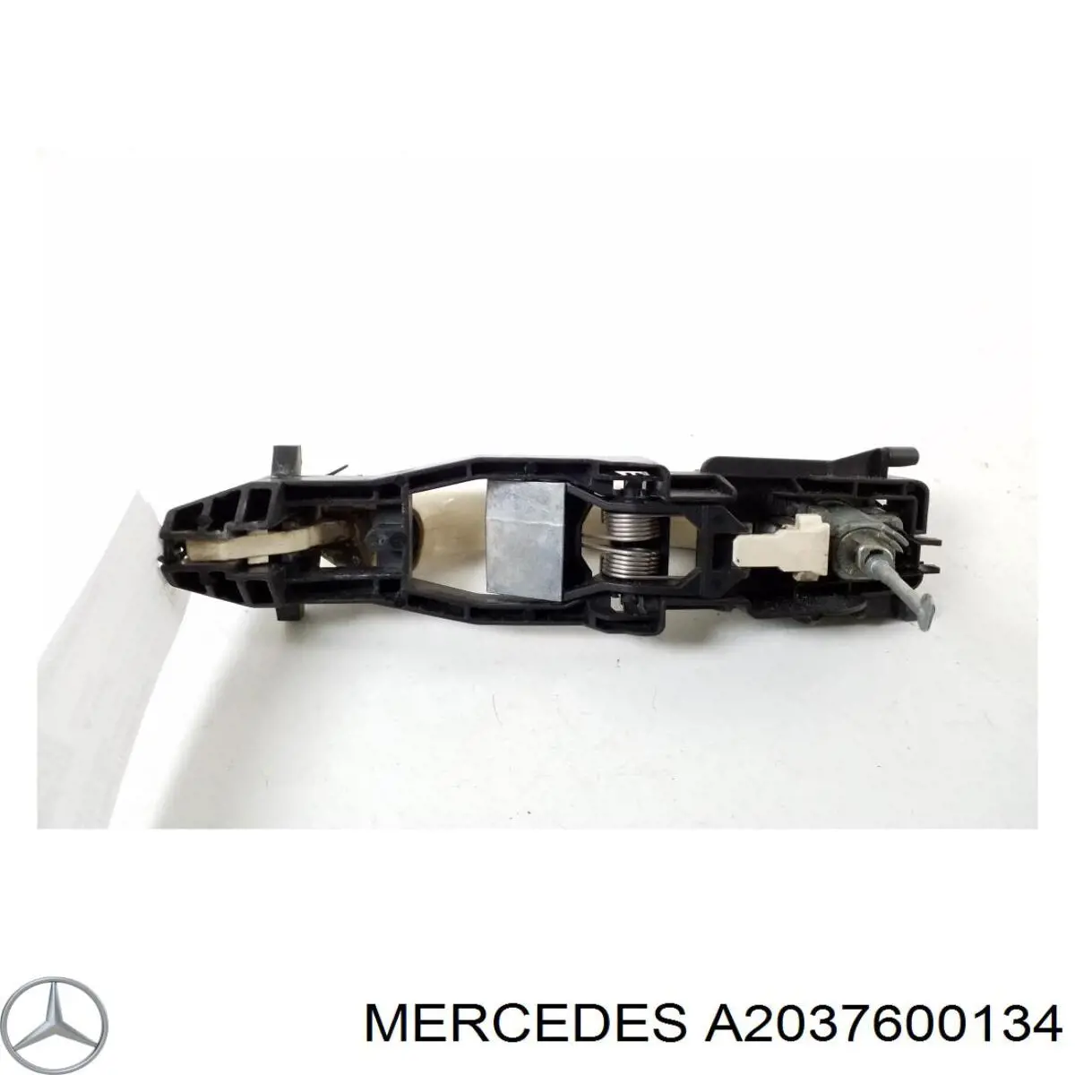 A2037600134 Mercedes Тримач зовнішньої ручки дверей, лівих дверей