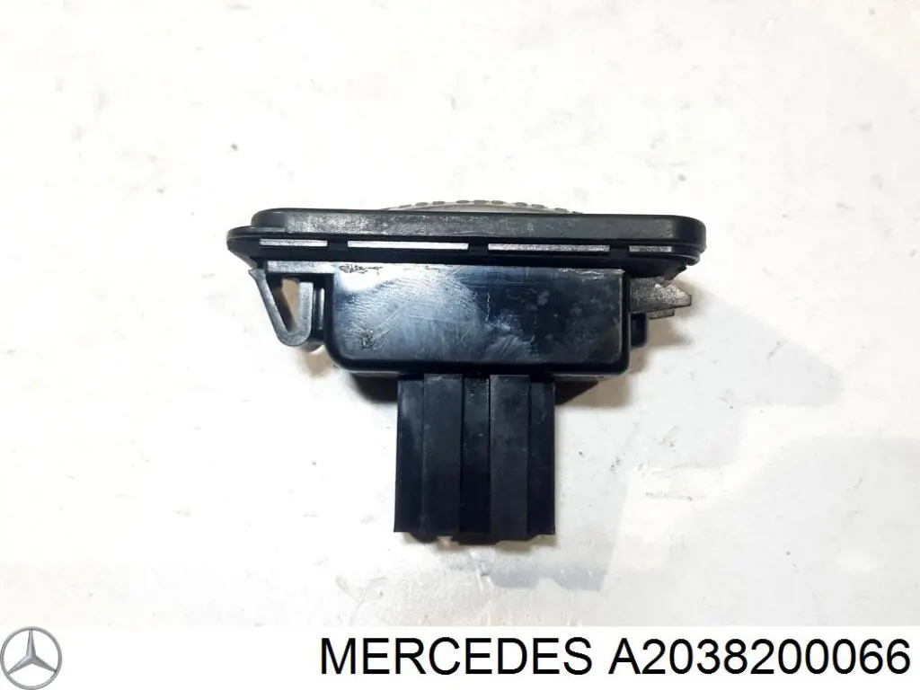 Купити A203820006664 Mercedes Ліхтар підсвічування заднього номерного знака
