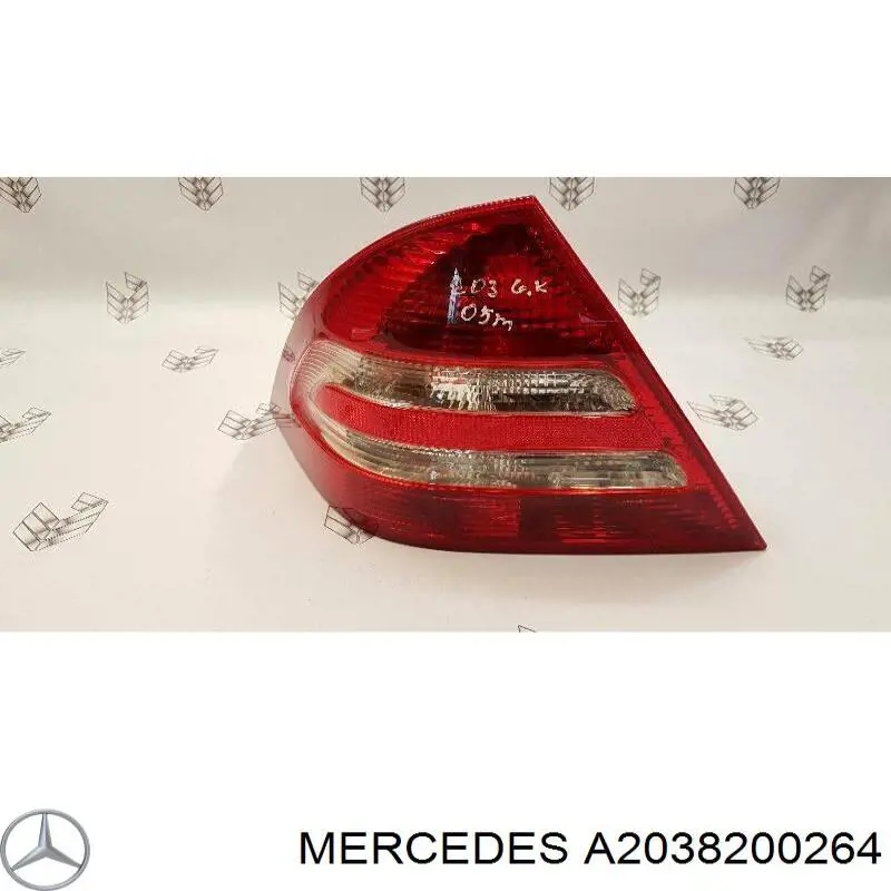 Купити A2038200264 Mercedes Задня права фара