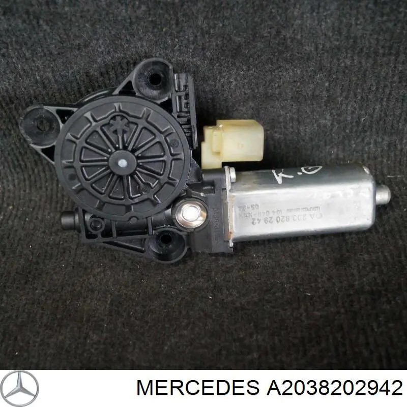 A2038202942 Mercedes Привід ліфта задній