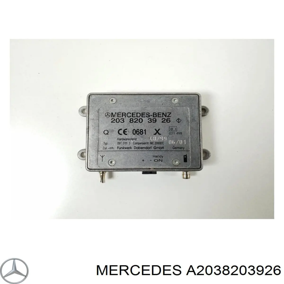 Блок керування телефоном на Mercedes C (S202)