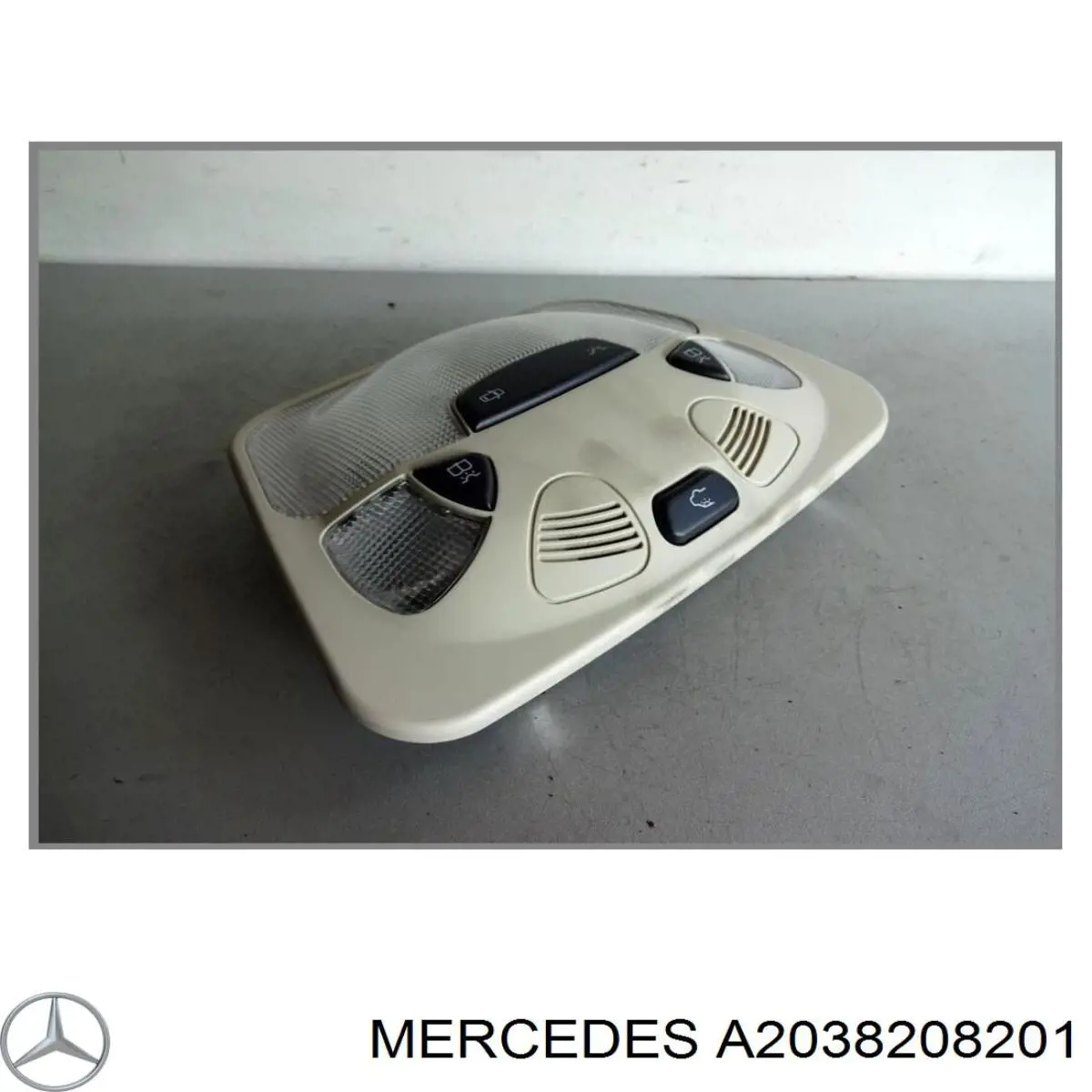 Плафон освітлення салону/кабіни Mercedes A2038206701 ціна, від 19.00 USD