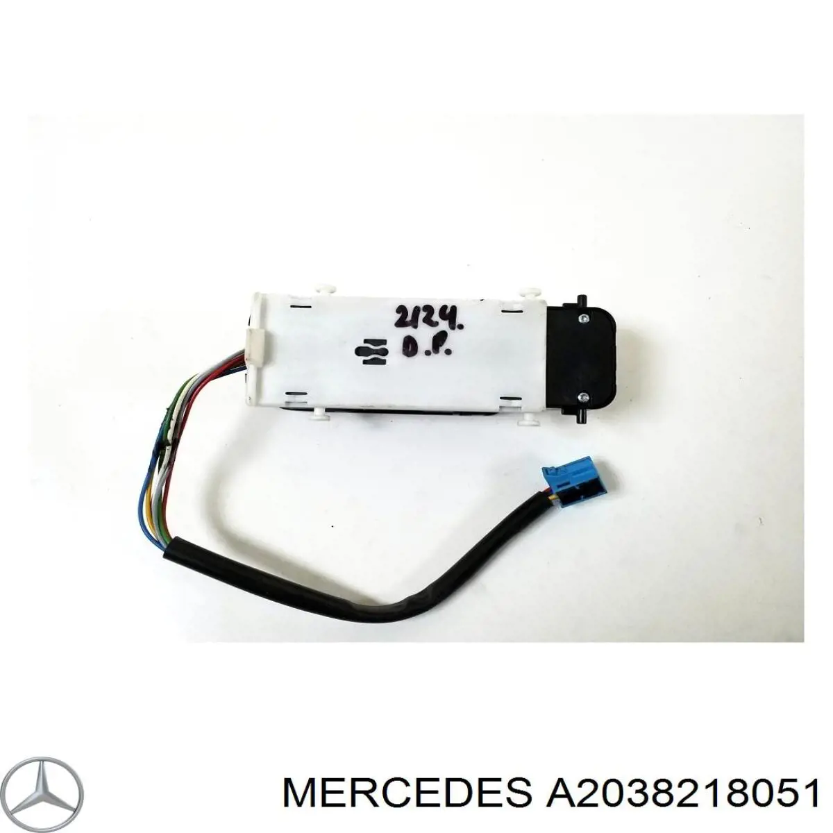 Кнопковий блок керування склопідіймачами передній лівий Mercedes A2038218051 ціна, від 23.98 USD