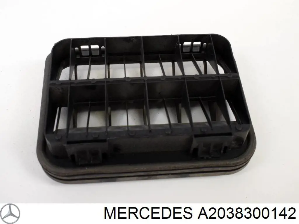 Решітка вентиляційна задня Mercedes A2038300142 ціна, від 6.33 USD