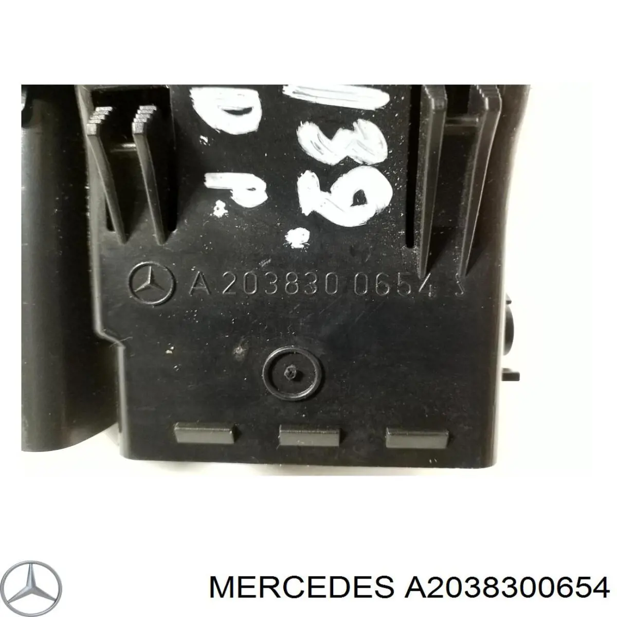 A2038300654 Mercedes 