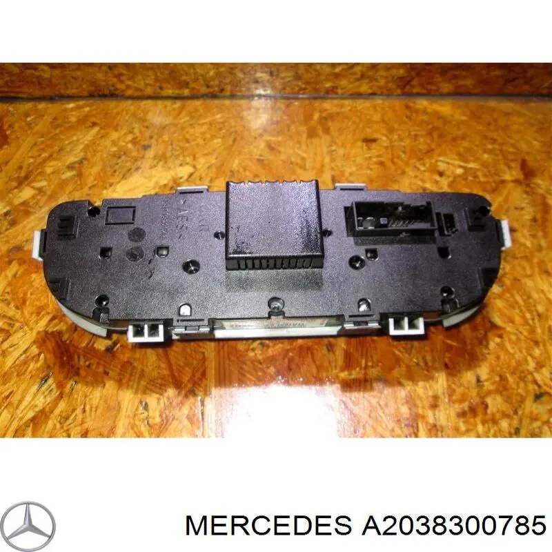 Регулятор вентилятора обігрівача Mercedes A2038300785 ціна, від 13.77 USD