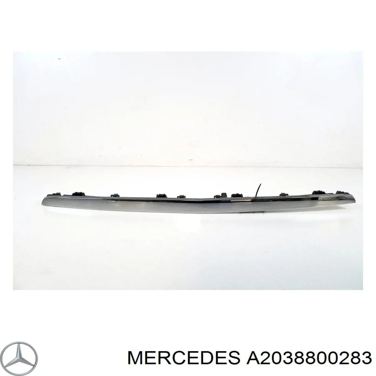 A2038800283 Mercedes молдинг решітки радіатора, верхній