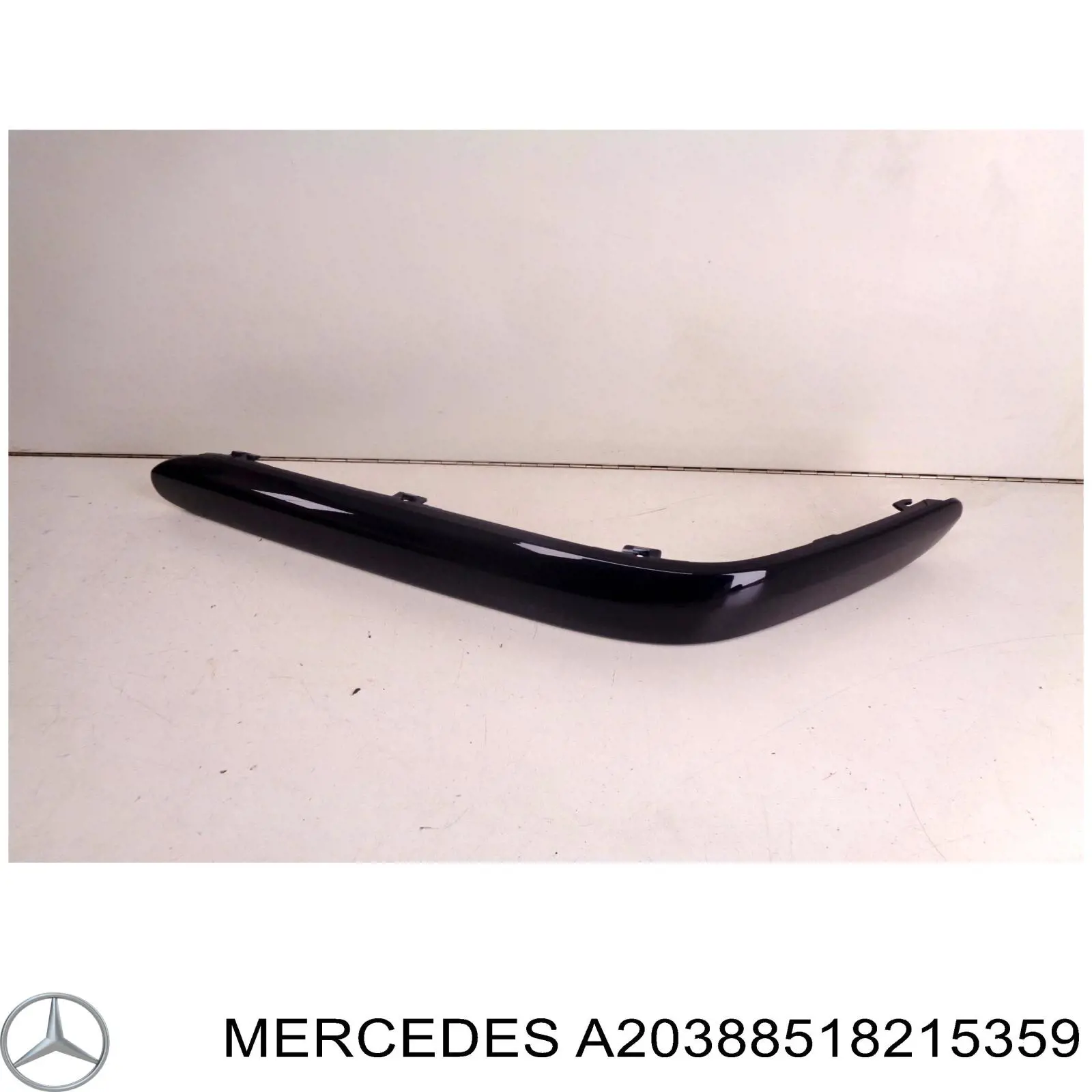 Купити A20388518219040 Mercedes Молдинг переднього бампера, правий