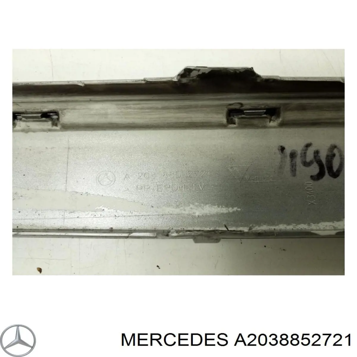 Купити A2038852721 Mercedes Накладка бампера заднього, ліва