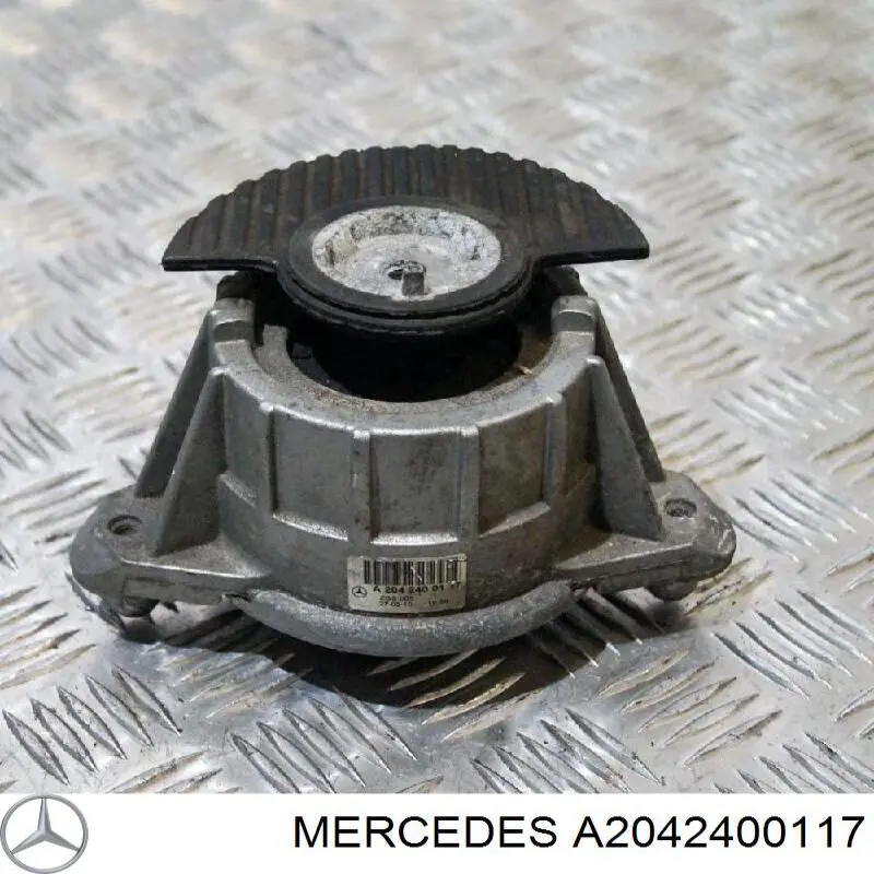 Подушка (опора) двигуна ліва/права A2042400117 Mercedes