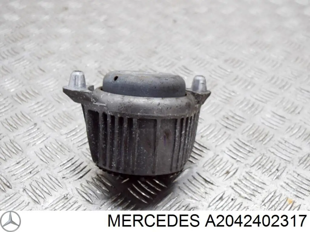 A2042402317 Mercedes подушка (опора двигуна ліва/права)