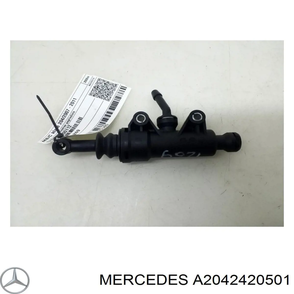Купити A2042420501 Mercedes Кріплення кпп