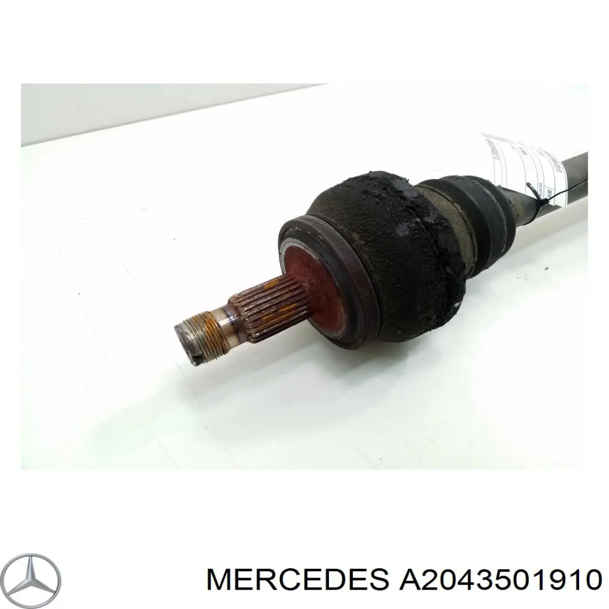 Піввісь задня, ліва Mercedes A2043501910 ціна, від 41.65 USD