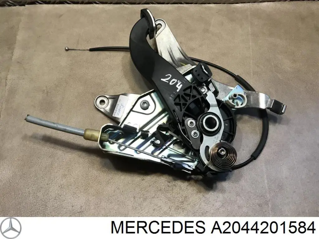 A2044201584 Mercedes педаль гальма