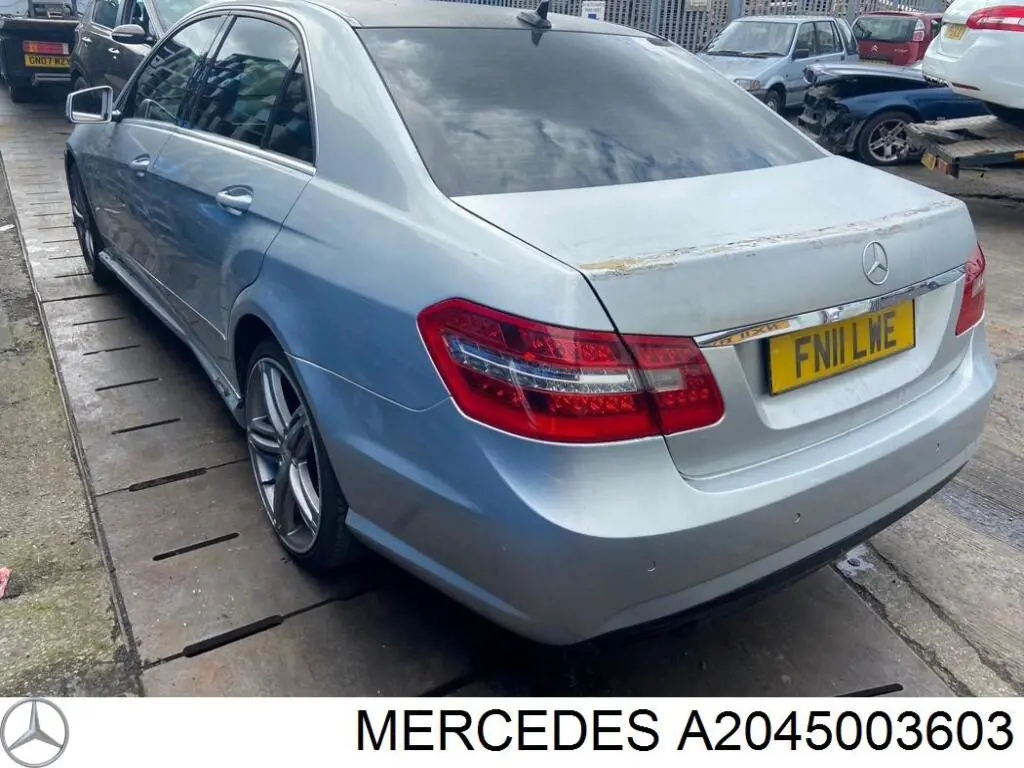 Радіатор основний Mercedes A2045003603 ціна, від 114.02 USD