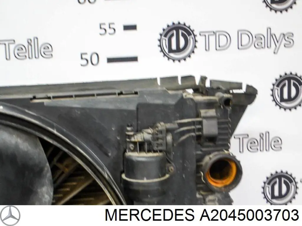 A2045003703 Mercedes Радіатор охолодження двигуна