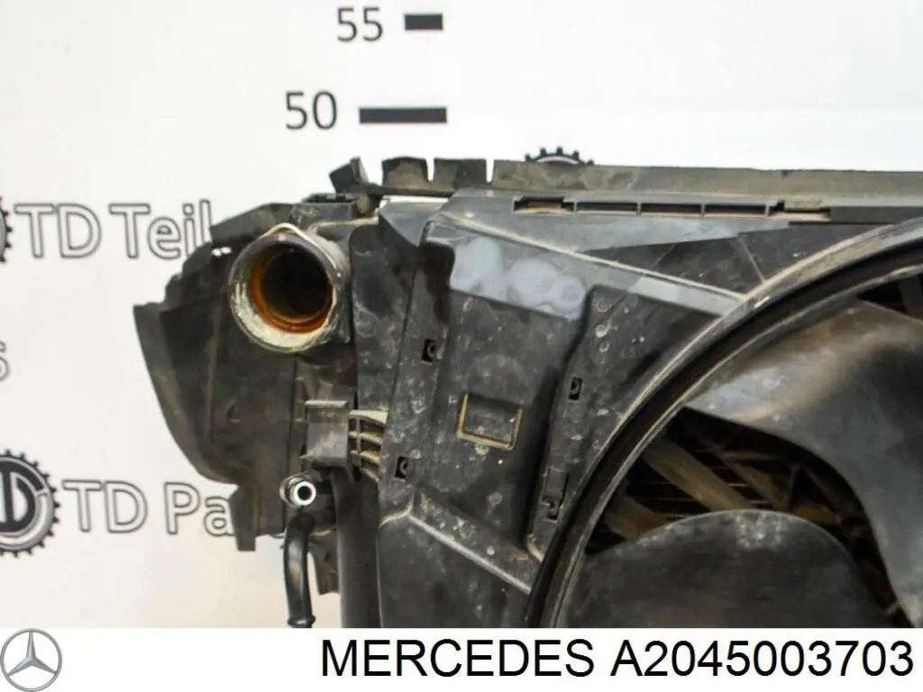 Радіатор основний Mercedes A2045003703 ціна, від 84.36 USD