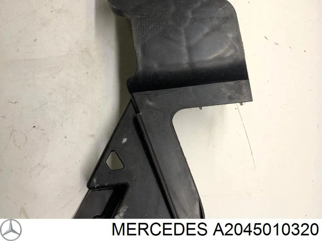 Кронштейн кріплення радіатора кондиціонера Mercedes A2045010320 ціна, від 31.64 USD